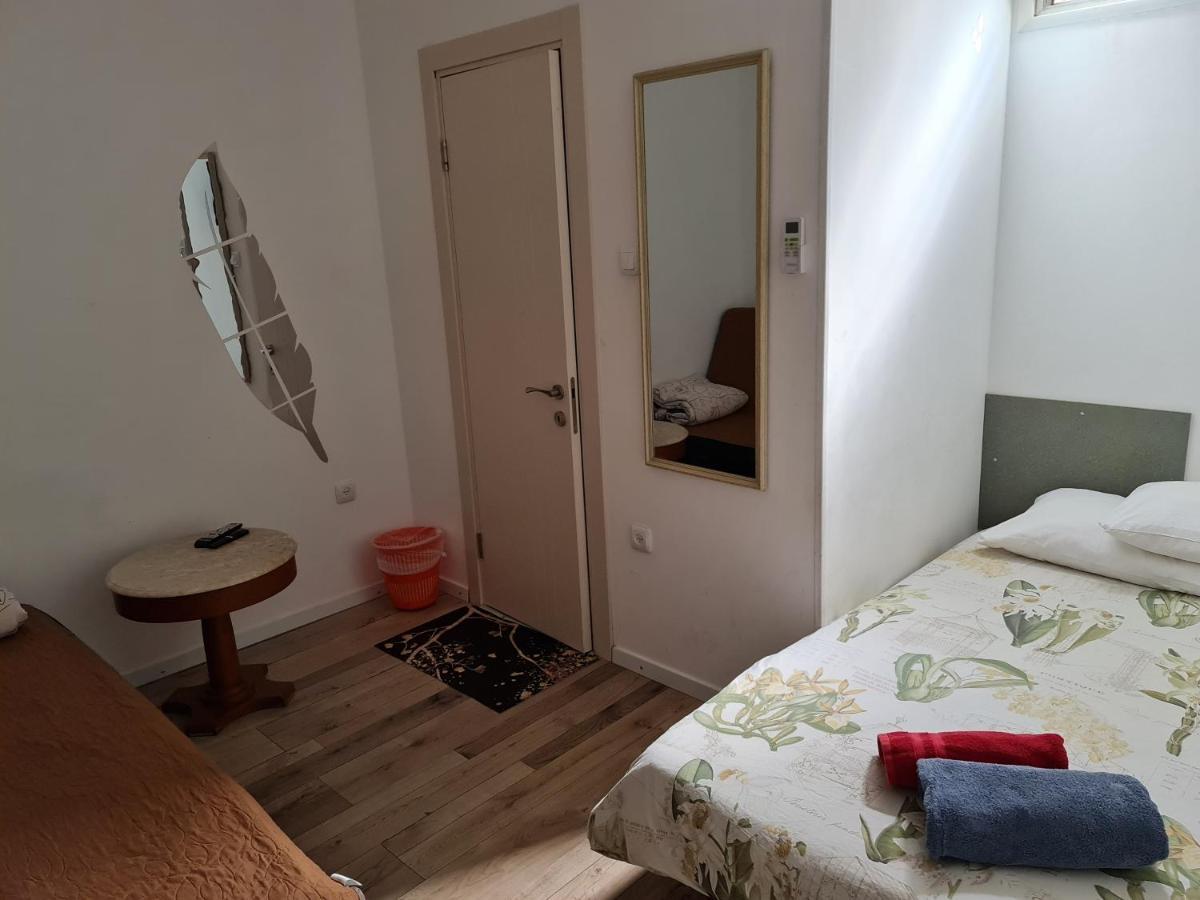Hostel In 埃拉特 外观 照片